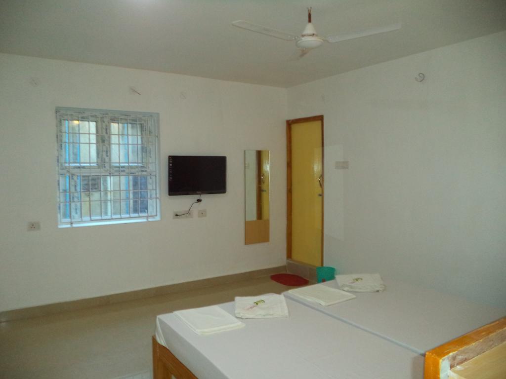 Samrat Guest House Kk Nagar Chennai Exterior photo